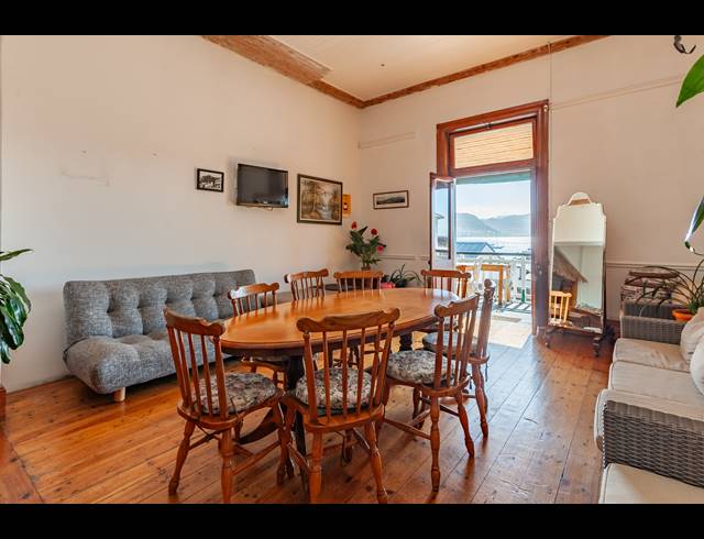 928M² HOTEL FOR SALE IN SIMONS TOWN CENTRAL